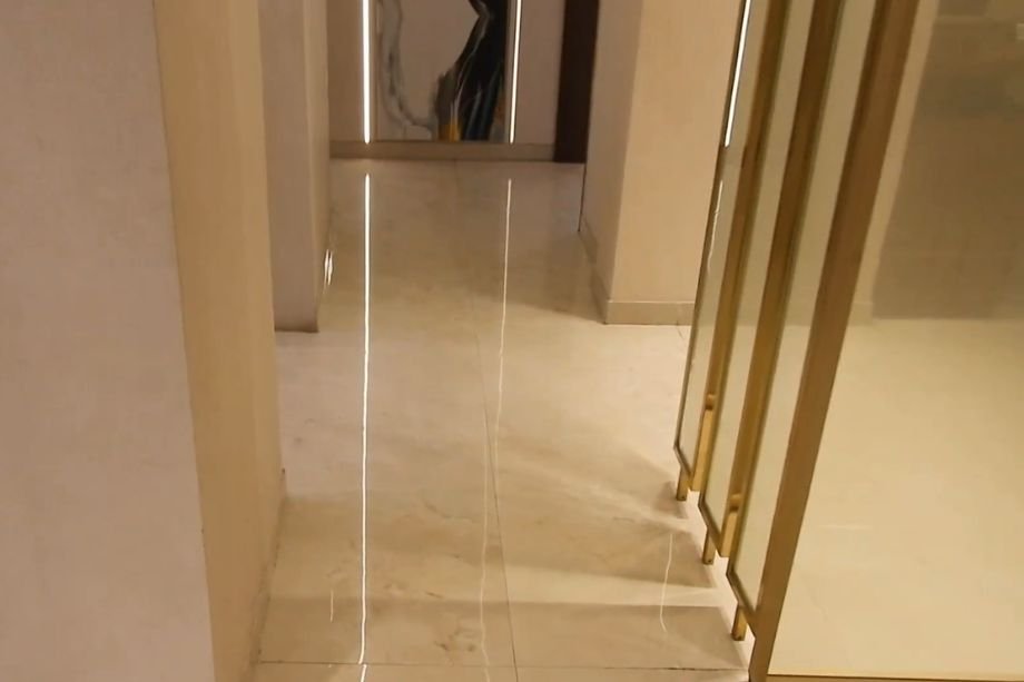 VKG-Park-Estate-Lobby-Room